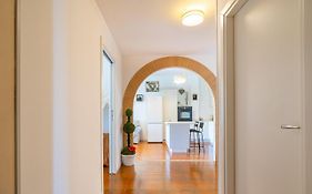 Adelsa'S Home